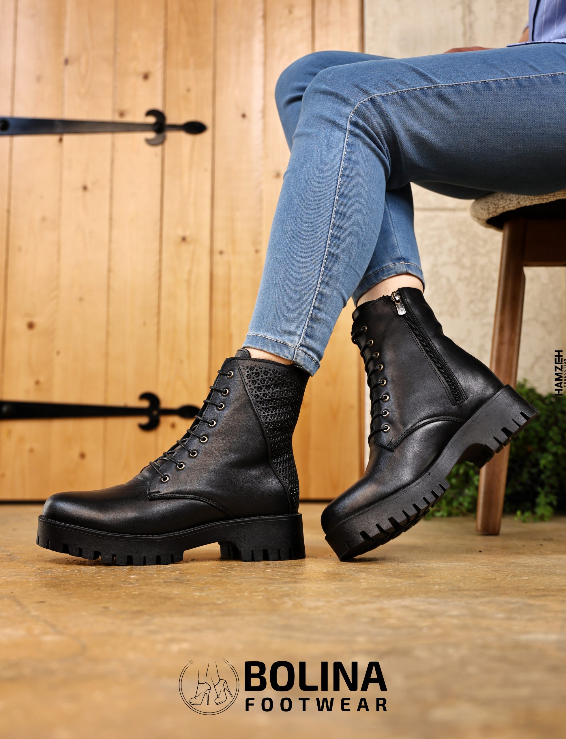 Velvet Storm Boots - الصورة 3